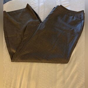 Chico’s Women’s Grey Pinstripe Pants Size 3